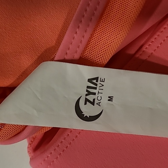ZYIA Sports Bra - Picture 5 of 5
